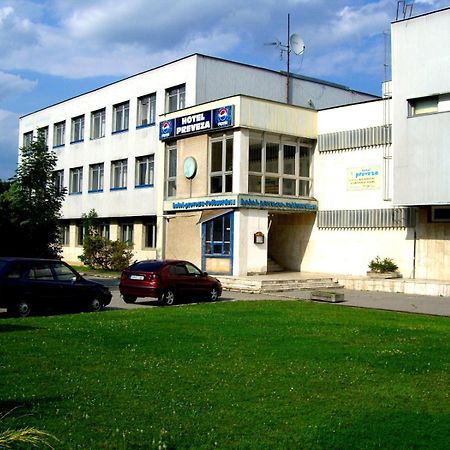 Hotel Preveza Spišská Nová Ves Εξωτερικό φωτογραφία