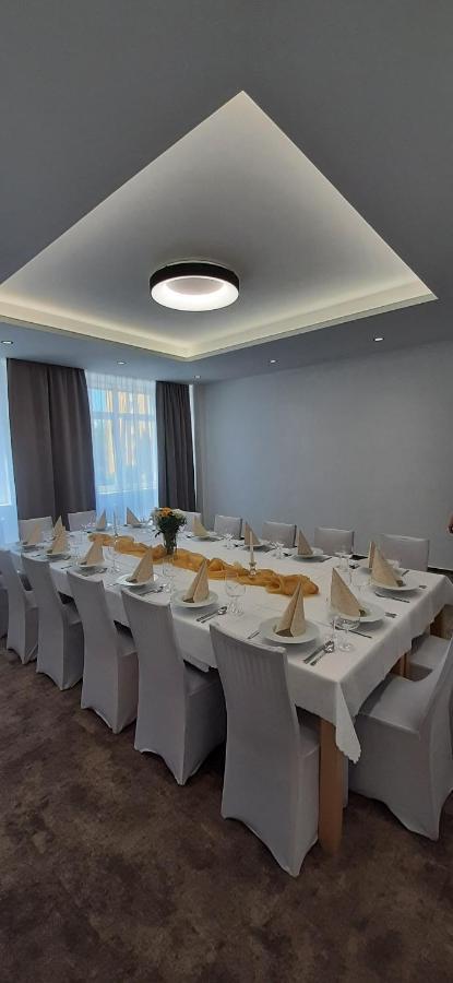 Hotel Preveza Spišská Nová Ves Εξωτερικό φωτογραφία