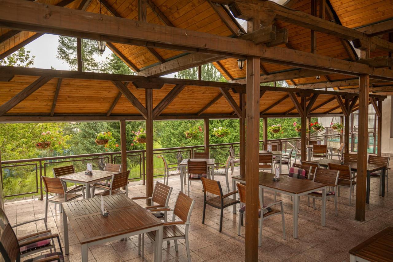 Hotel Preveza Spišská Nová Ves Εξωτερικό φωτογραφία