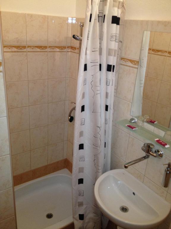 Hotel Preveza Spišská Nová Ves Δωμάτιο φωτογραφία