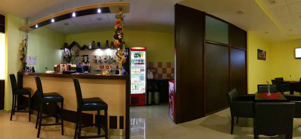 Hotel Preveza Spišská Nová Ves Εξωτερικό φωτογραφία